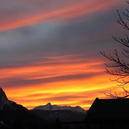 Guest house Pfeiffer Alm Am Sonnenhang Mit Blick Auf Zugspitze *