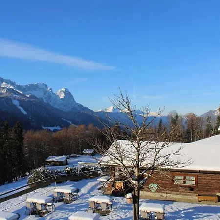 Guest house Pfeiffer Alm Am Sonnenhang Mit Blick Auf Zugspitze *