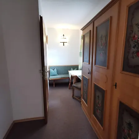 Guest house Pfeiffer Alm Am Sonnenhang Mit Blick Auf Zugspitze *