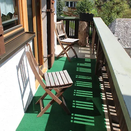 Pfeiffer Alm Am Sonnenhang Mit Blick Auf Zugspitze Guest house